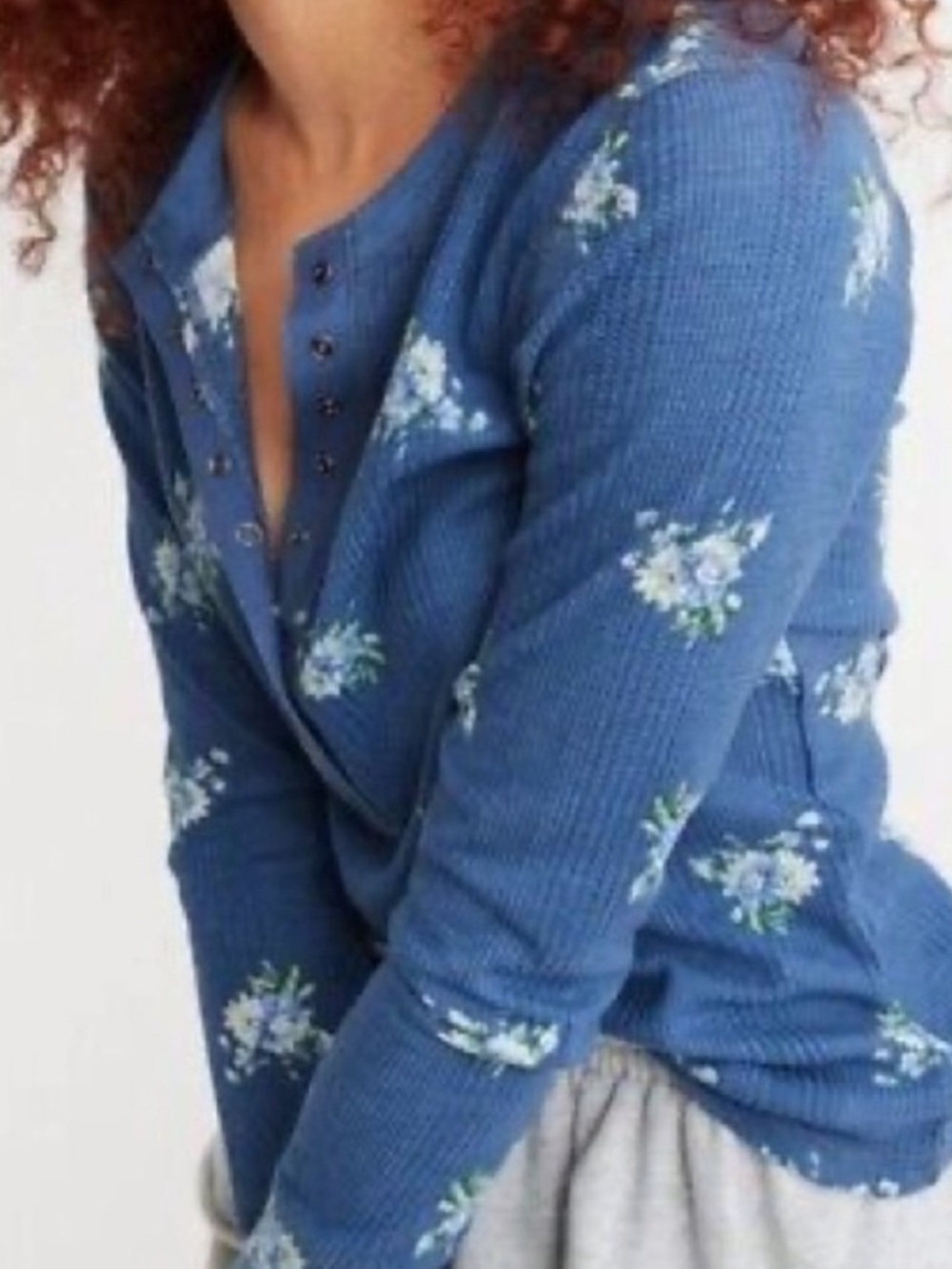 MAKE AN OFFER - AERIE AMERICAN EAGLE Floral Henley Thermal Shirt